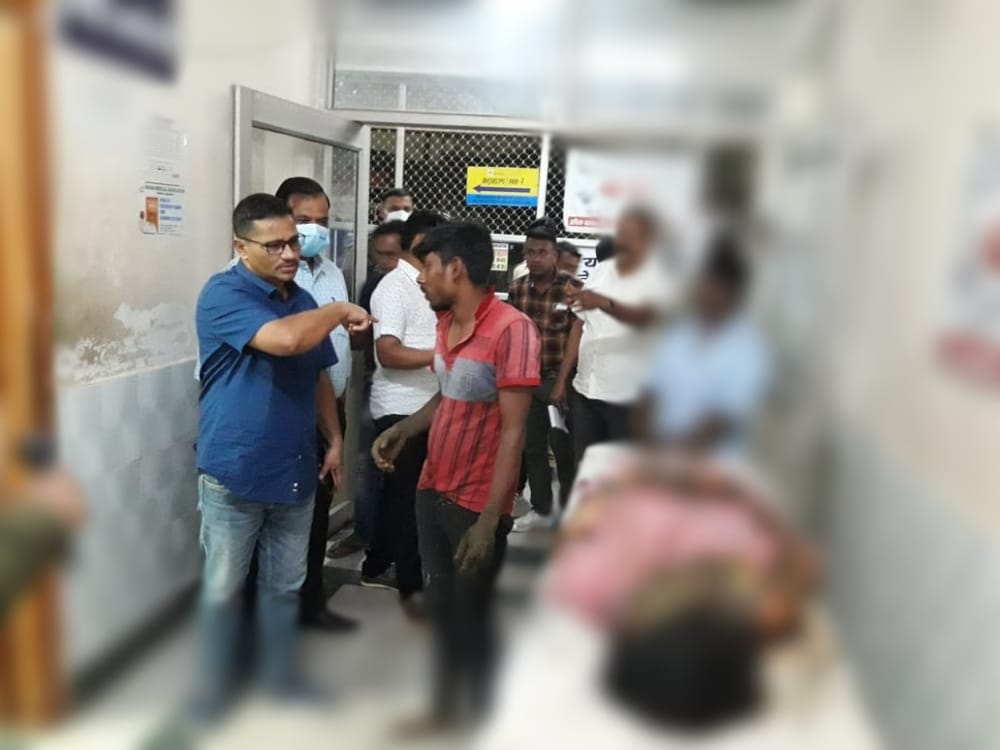 दुमका में एक और पेट्रोल कांड, पति - पत्नी के झगड़े में पेट्रोल से जली पत्नी, रिम्स रेफर 