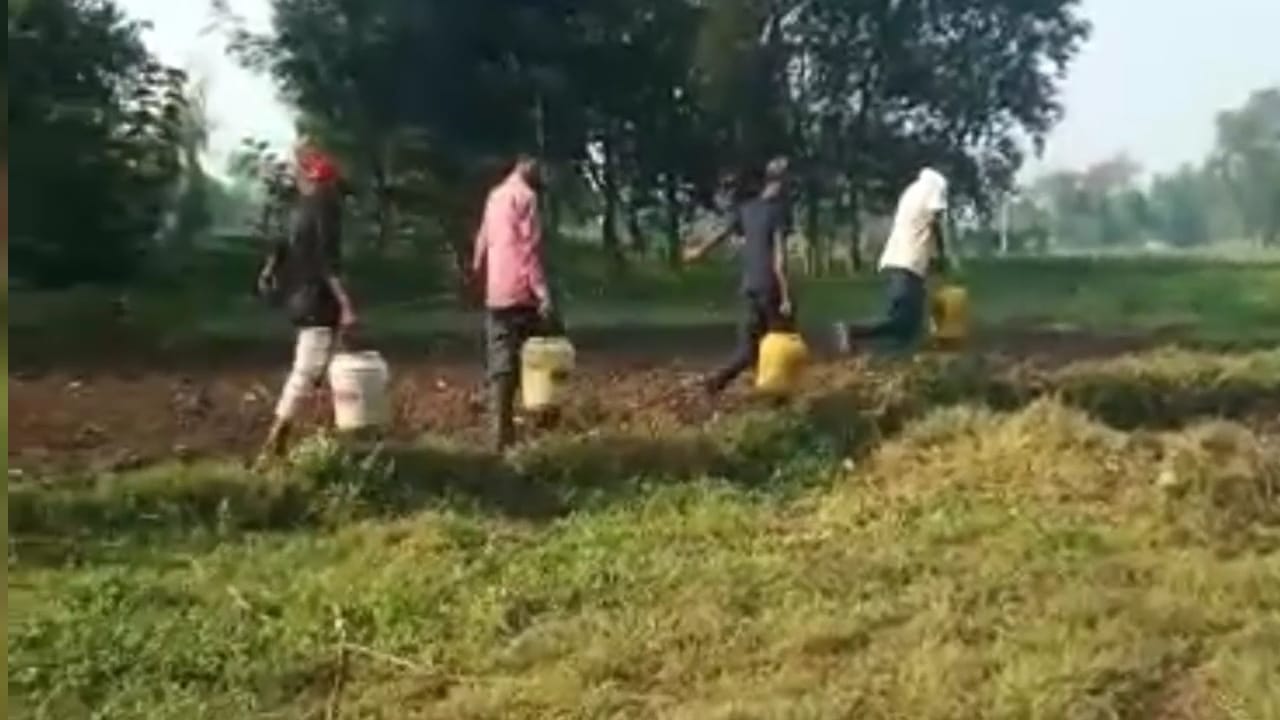 ग्रामीणों ने गांव में शराब पर लगाया प्रतिबंध, मुखिया का भी मिला साथ, जानिए कहां का है मामला