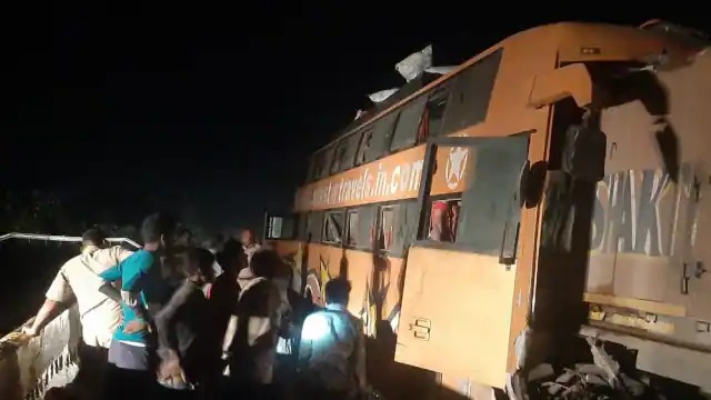 मध्यप्रदेश के रीवा में बड़ा सड़क हादसा, 15 से ज्यादा लोगों की मौत, 40 से ज्यादा घायल