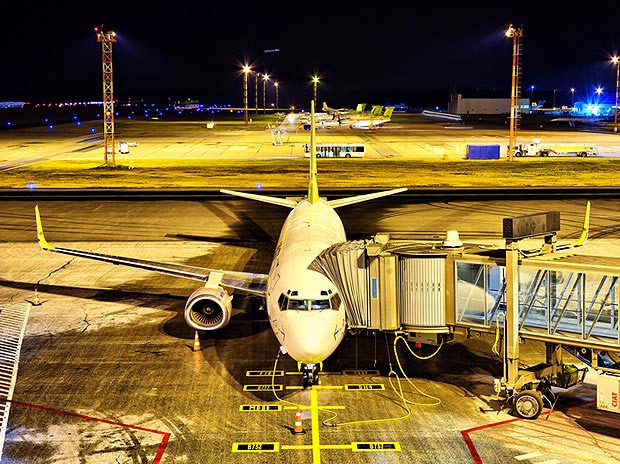 माननीयों के सम्मान के लिए सरकार ने कसी कमर, एयरलाइंस कंपनियों को लिखे पत्र