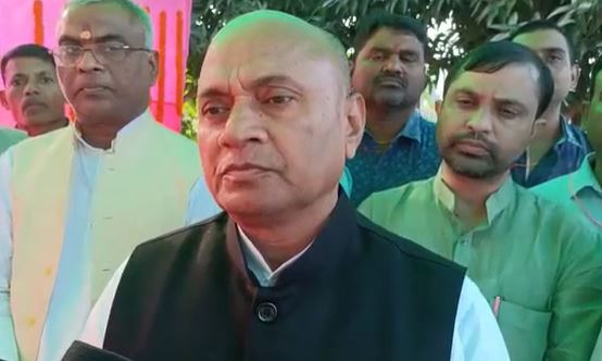 मोकामा उपचुनाव प्रचार में सीएम नीतीश के शामिल नहीं होने पर आरसीपी सिंह किया कटाक्ष, जानिए क्या कहा 