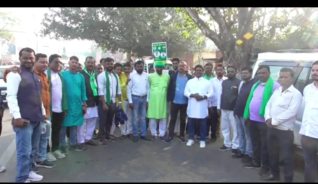 झमुमो का जत्था धनबाद से रांची को रवाना,जानिए क्या है वजह 