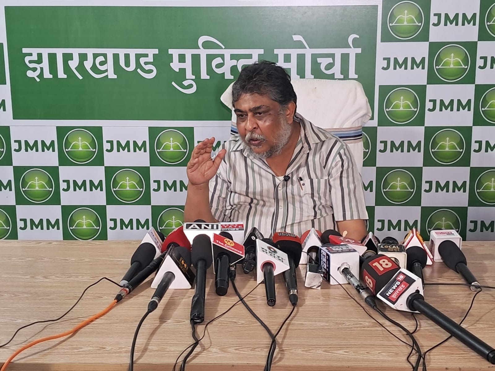 रांची: जरूरत पड़ी तो रेल, हाइवे और एयरपोर्ट पर बैठेंगे झमुमो कार्यकर्ता: सुप्रियो