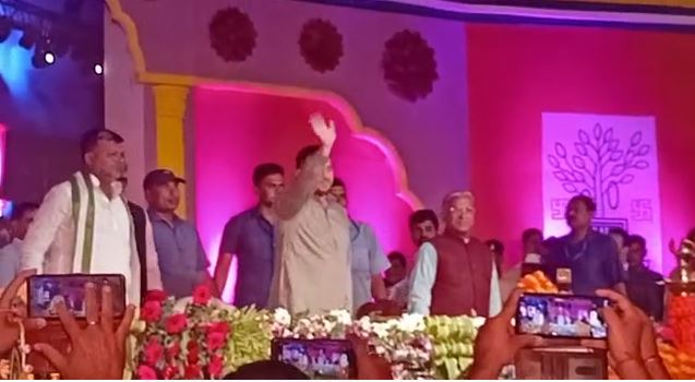 तेजस्वी यादव ने एशिया के सबसे बड़े पशु मेले का किया उद्घाटन, मेला एप्प का भी किया लोकार्पण  