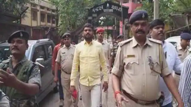 कोयलांचल के बाहुबली पूर्व विधायक ने कहा - मैं बीमार हूं , बातचीत करने में असमर्थ हूं ..! आखिर पूर्व विधायक ने क्यों कही ये बात