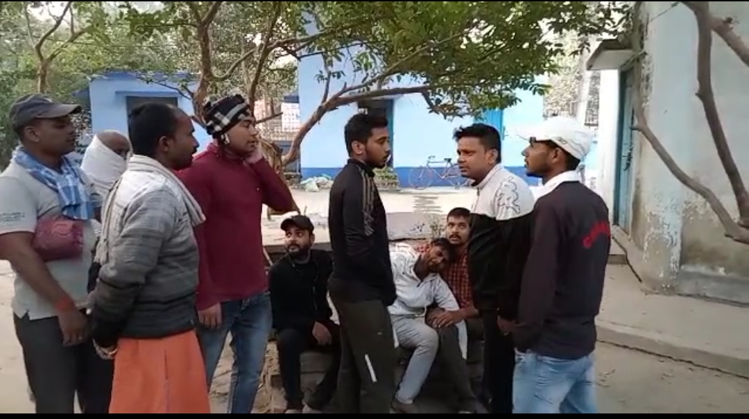 नालंदा : राजगीर में वन विभाग के फॉरेस्टर की कुल्हाड़ी से काटकर हत्या, जांच में जुटी पुलिस 