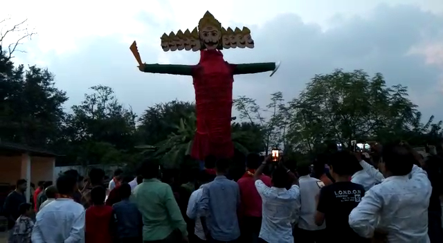 हमें साथ मिलकर कोरोना रूपी रावण का करना है संहार - धीरज प्रसाद साहू