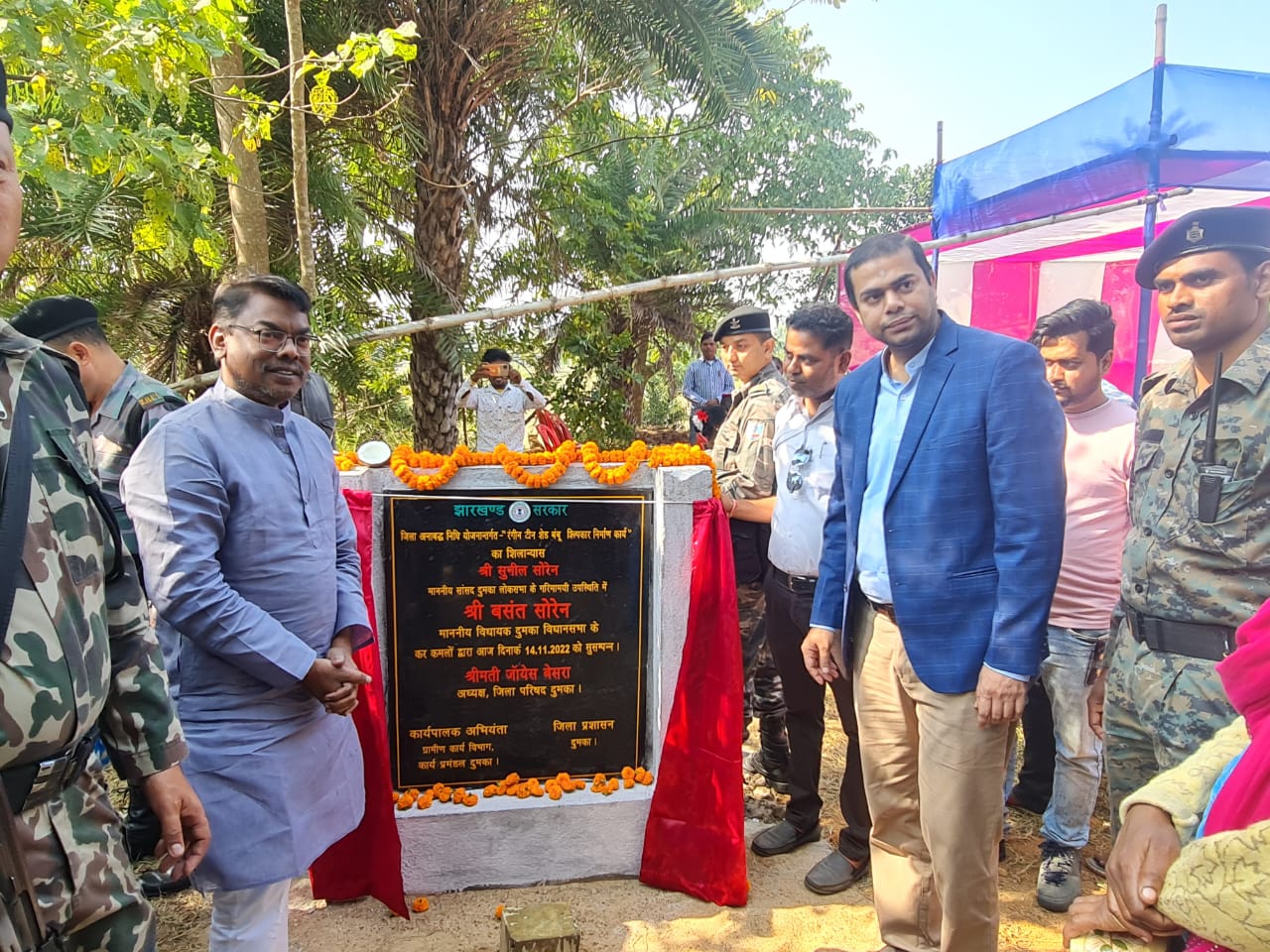विधायक बसंत सोरेन ने शिल्पकार निर्माण कार्य का किया शिलान्यास, भविष्य में और कदम उठाए जाने का दिया भरोसा