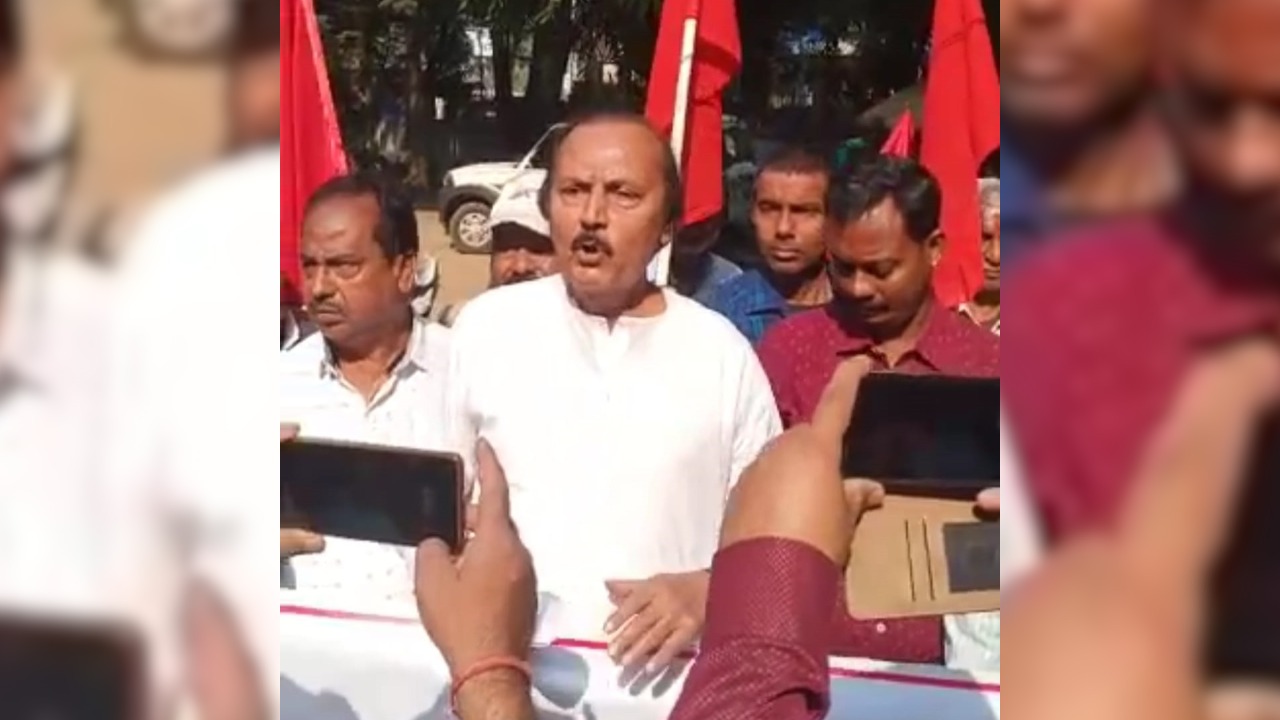 धनबाद में बिजली कर्मचारियों ने निकाली हल्ला बोल रैली, जानिए क्या है कारण