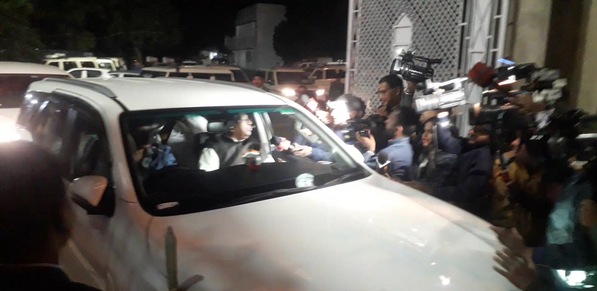 राजनीति : UPA विधायक दल की बैठक में मुख्यमंत्री से ED की पूछताछ पर किया गया मंथन,मंत्री ने कहा डट कर करेंगे सामना