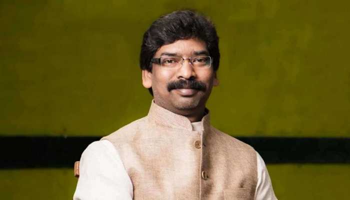 CM HEMANT IN ED OFFICE : प्रेस कॉन्फेंस के बाद ED दफ्तर के लिए निकले CM हेमंत, सुरक्षा व्यवस्था कड़ी