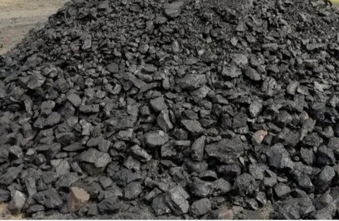 आउटसोर्सिंग कंपनियों के खेल निराले, कागज पर डिबार लेकिन जमीन पर काम, जानिए कैसे खेला जाता है खेल