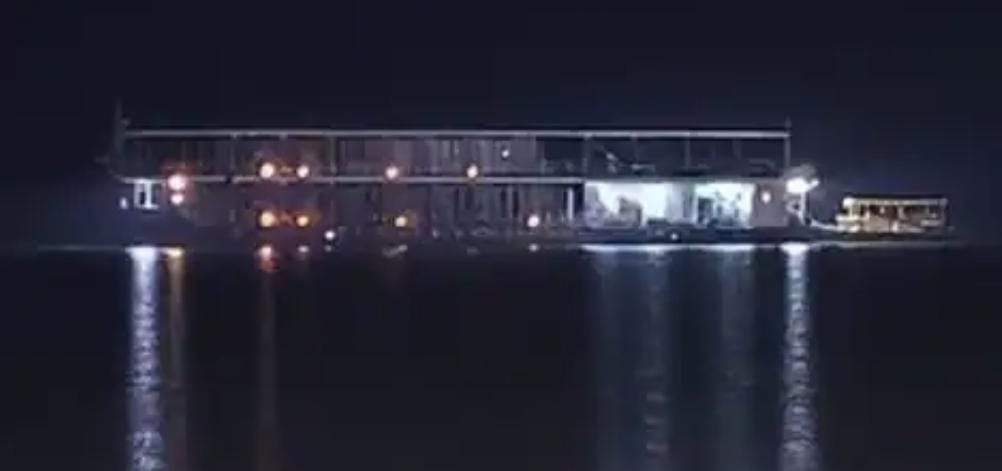 साहिबगंज: विदेशी पर्यटकों को क्यों क्रूज़ में ही बितानी पड़ी रात, जानिए