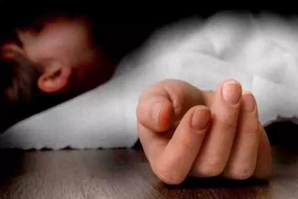 अस्पताल में बच्चे की मौत के बाद परिजनों ने किया हंगामा, चिकित्सकों पर लापरवाही का लगाया आरोप, जानिए पूरा मामला