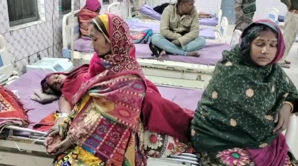 सीतामढ़ी : सनकी दामाद ने अपने सास-ससुर और साले को धारदार हथियार से काटा, ससुर की मौत