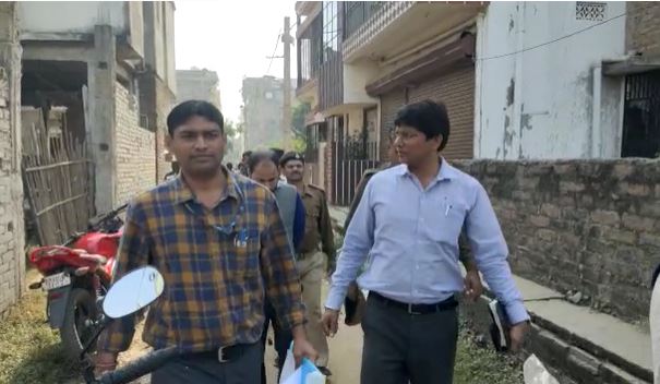 भागलपुर सृजन घोटाला: CBI ने मुख्य आरोपी के कई ठिकानों पर चिपकाया इश्तेहार, जानिए 