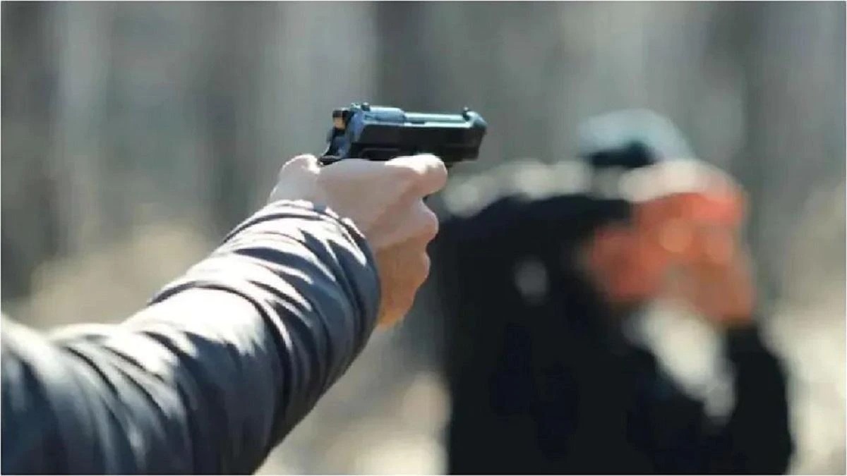 भोजपुर: अपराधियों का तांडव, बीच बाजार नगर पंचायत अध्यक्ष के पति को अपराधियों ने उतारा मौत के घाट