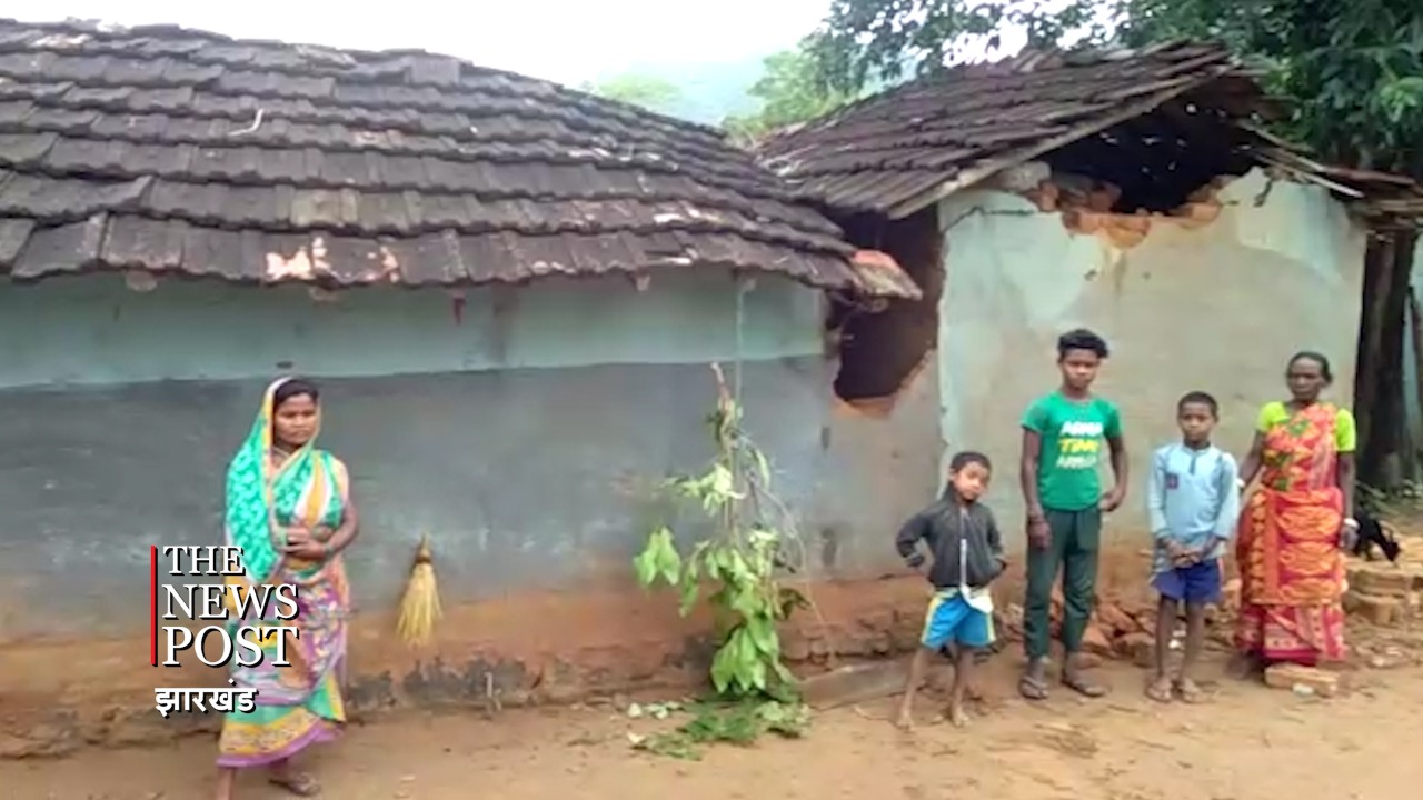 टुंडी में हाथी का उत्पात, वृद्धा की बांह उखाड़ी