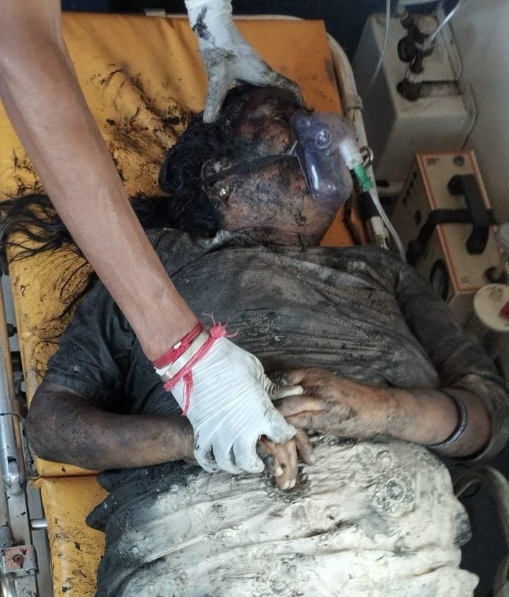 रामगढ़: डंपर से दबकर स्कूली छात्र की दर्दनाक मौत, मां गंभीर रूप से घायल    