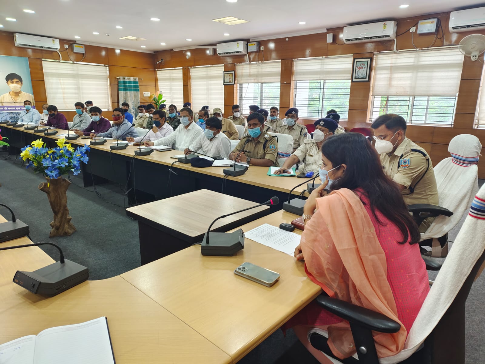 अवैध खनन पर सख्ती से लगाए लगाम - उपायुक्त, सुश्री माधवी मिश्रा