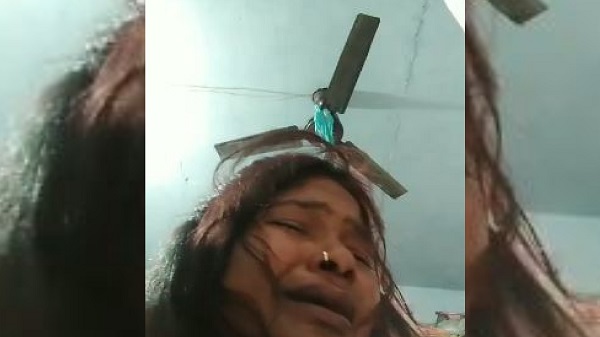 बिहार : आर्केस्ट्रा गर्ल ने फांसी पर लटकने से पहले बनाया वीडियो, खूब हो रहा वायरल