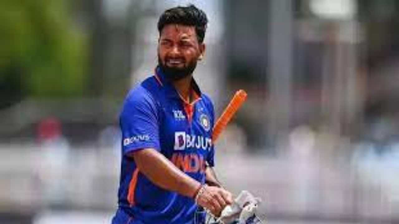 IND vs BAN: बांग्लादेश दौरे के बीच से क्यों होना पड़ा ऋषभ पंत को बाहर, जानिए  