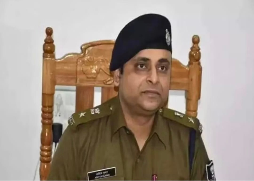 बिहार : निलंबित IPS आदित्य कुमार के तीन ठिकानों पर निगरानी का छापा, आय से अधिक संपत्ति का मामला दर्ज 