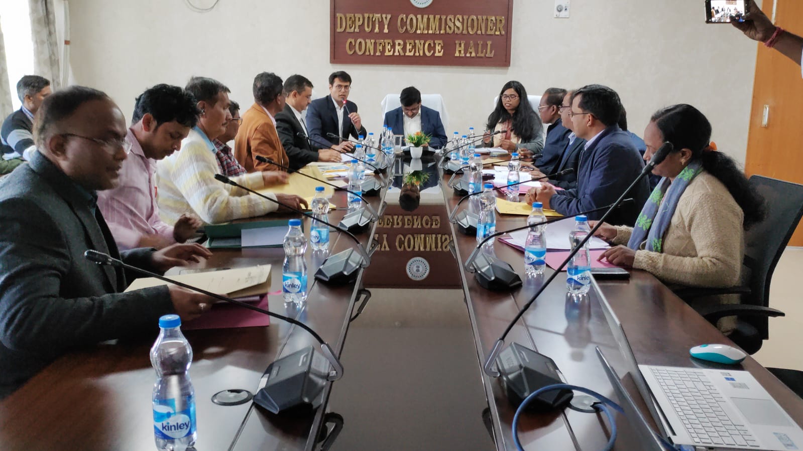 पश्चिमी सिंहभूम जिले में 7000 करोड़ रुपये का नीलाम पत्र वाद लंबित, सबसे ज्यादा मामले खनिज विभाग के