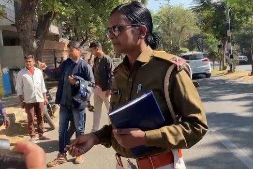 BIG NEWS : पूर्व IG नटराजन सेक्स कांड से सुर्खियों में आई सुषमा बड़ाइक को अपराधियों ने मारी गोली, अस्पताल में कराया गया भर्ती