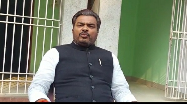 जहरीली शराब मामला: लाशों पर राजनीति की रोटी न सेंकें विपक्ष- रणधीर सिंह