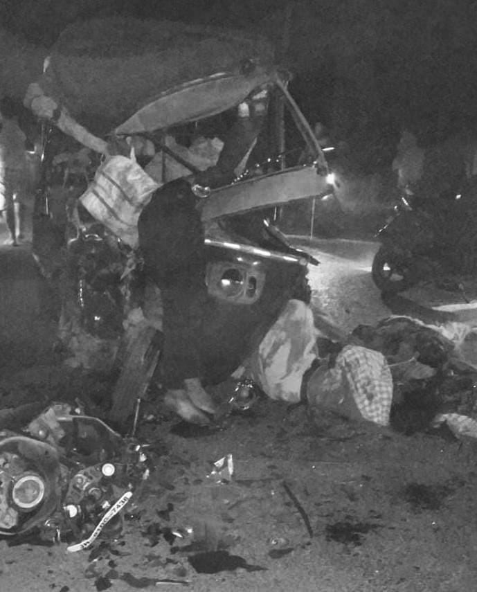 खूंटी में भीषण सड़क दुर्घटना, तीन लोगों की मौत, आठ घायल