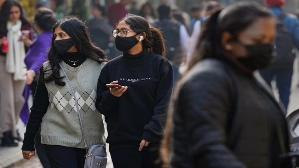 Action Against Corona In India : कोरोना पर केंद्र की सलाह के बाद एक्शन में राज्य सरकार, जानिए किसने क्या बनाया प्लान