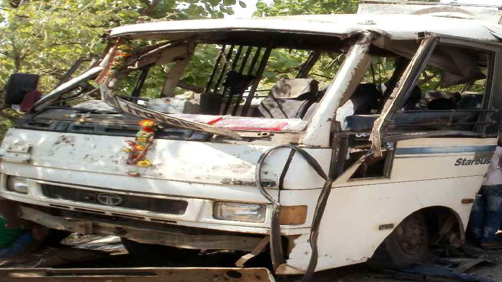 दुमका: मतदान कर्मियों के बस को उड़ाने में नक्सली कांड के पांच आरोपी साक्ष्य के अभाव में बरी