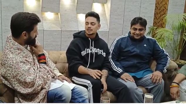 बिहार : पटना में ईशान किशन से मिले चिराग पासवान, दोहरे शतक पर हुई बात