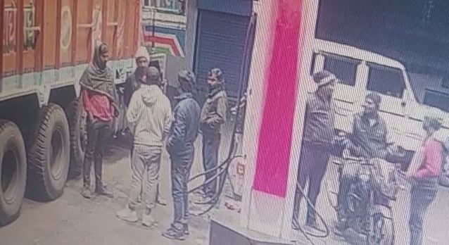 रंगदारों के कब्जे में धनबाद, आउट सोर्सिंग के लाइजनिंग अफसर आए चपेट में, जानिए क्या हुआ