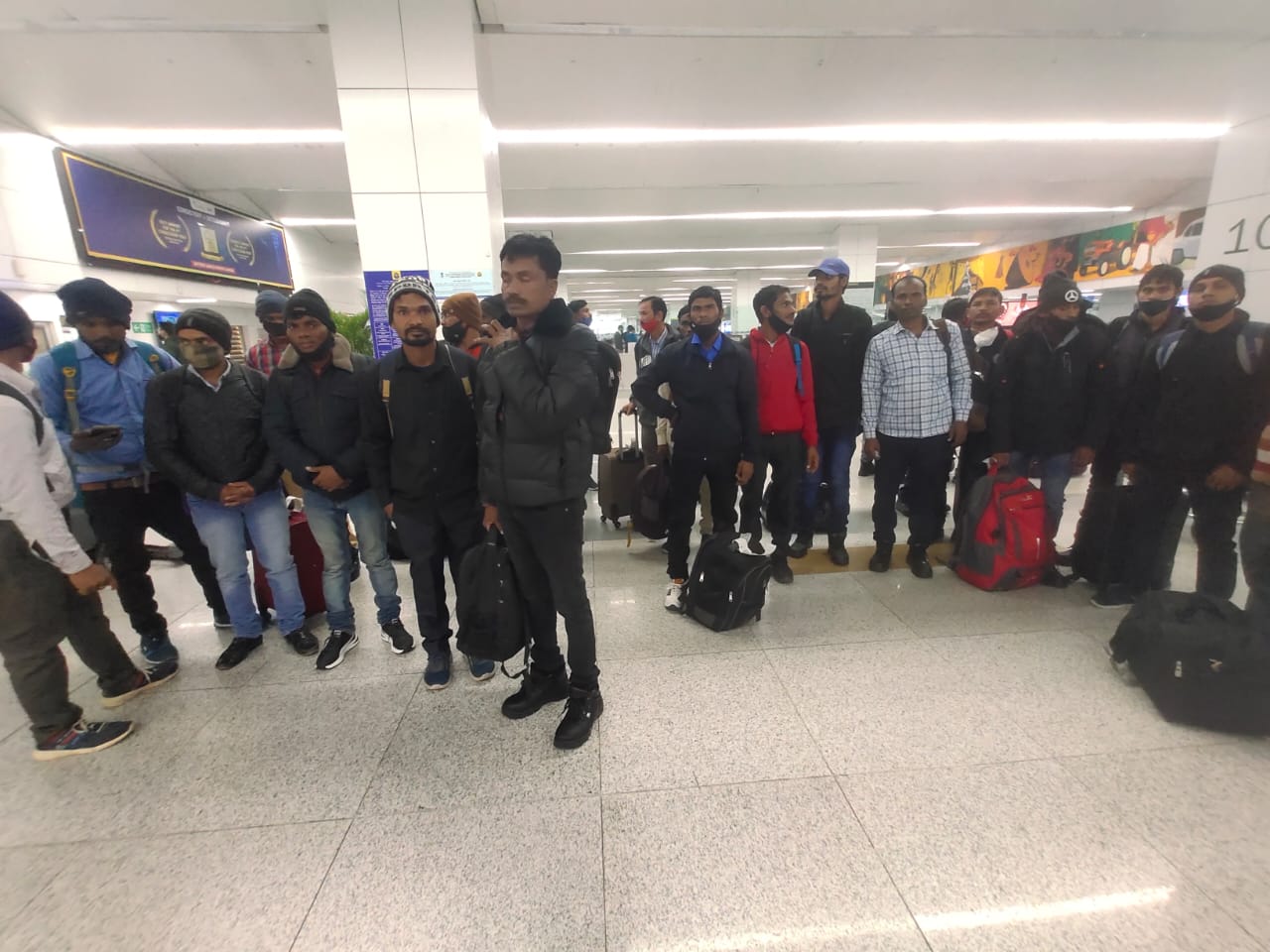 ताजिकिस्तान में फंसे 44 मजदूरों की हुई सकुशल वतन वापसी, दिल्ली से ट्रेन से पहुंचेंगे झारखंड 