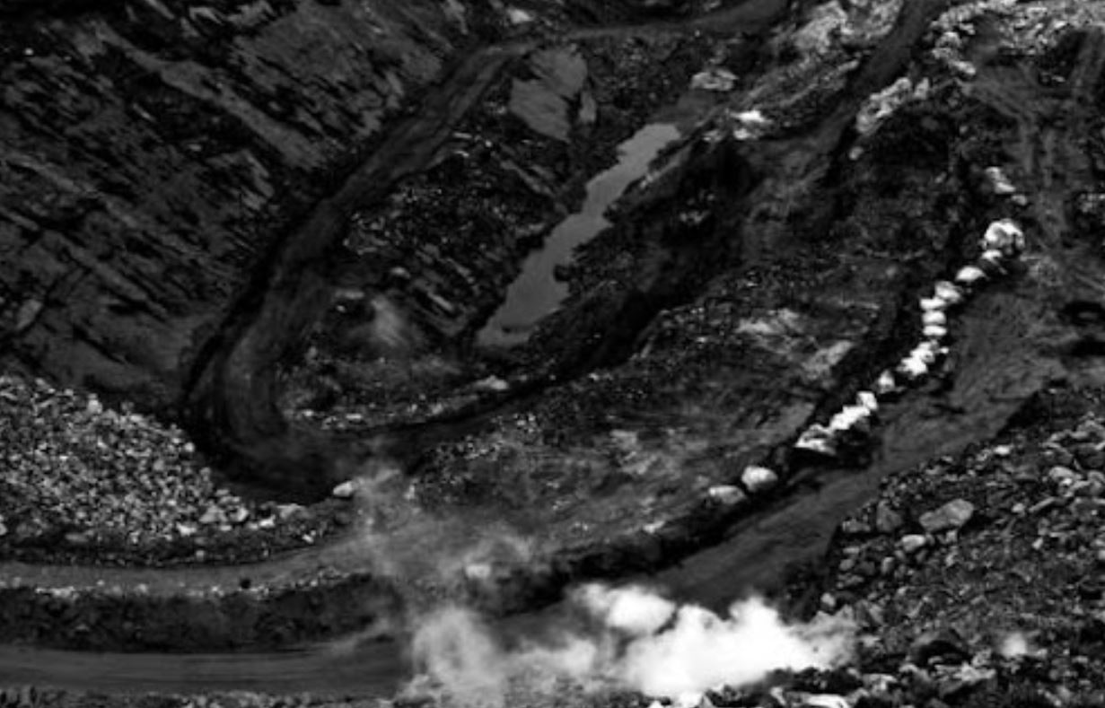 एशिया की सबसे बड़ी खान दुर्घटना की बरसी आज,जानिए 375 खनिकों की कैसे हुई थी जल समाधि