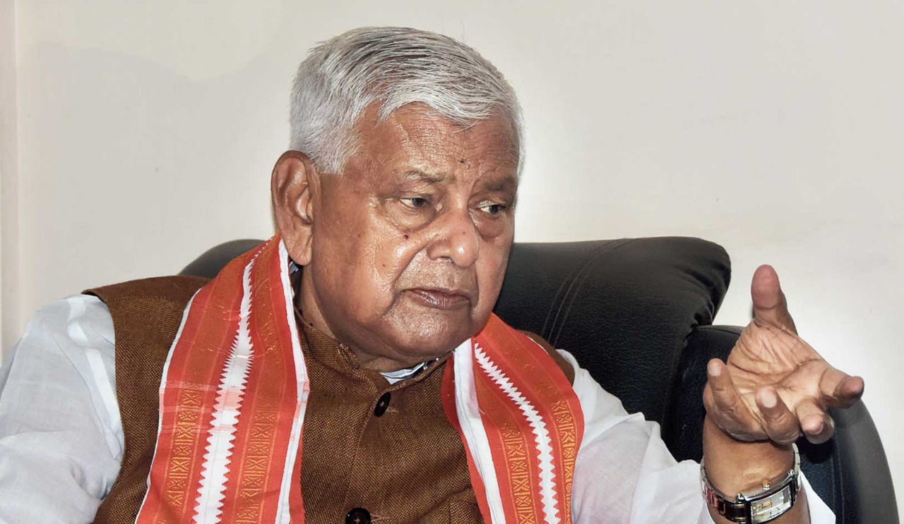 सांसद पशुपतिनाथ सिंह की हनक कम रही है या हो रही है कोई राजनीतिक साजिश, जानिए क्या है पूरा डिटेल्स