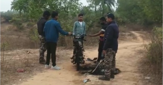 गिरिडीह : आपसी रंजिश में दोस्त ने ही दोस्त को मारी चाकू, फिर क्या हुआ जानिए 