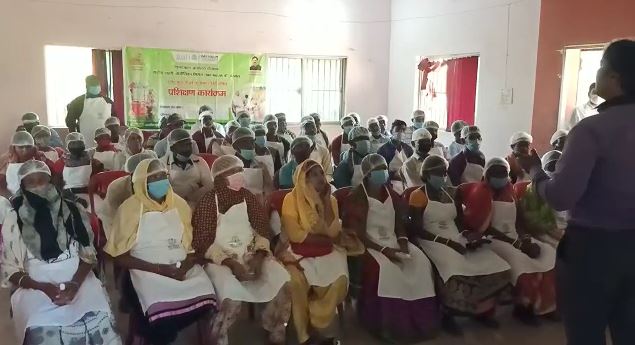 मिल गई ट्रेनिंग, अब गोलगप्पा वाला भी रखेगा फूड सेफ्टी का ख्याल, करेगा डिजिटल लेन-देन