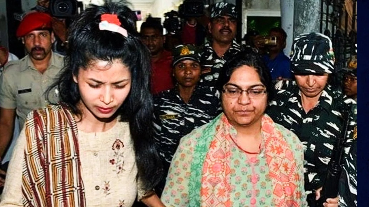 BREAKING : निलंबित आईएएस पूजा सिंघल को सुप्रीम कोर्ट से बड़ी राहत,  मनी लॉन्ड्रिंग मामले में मिली ज़मानत