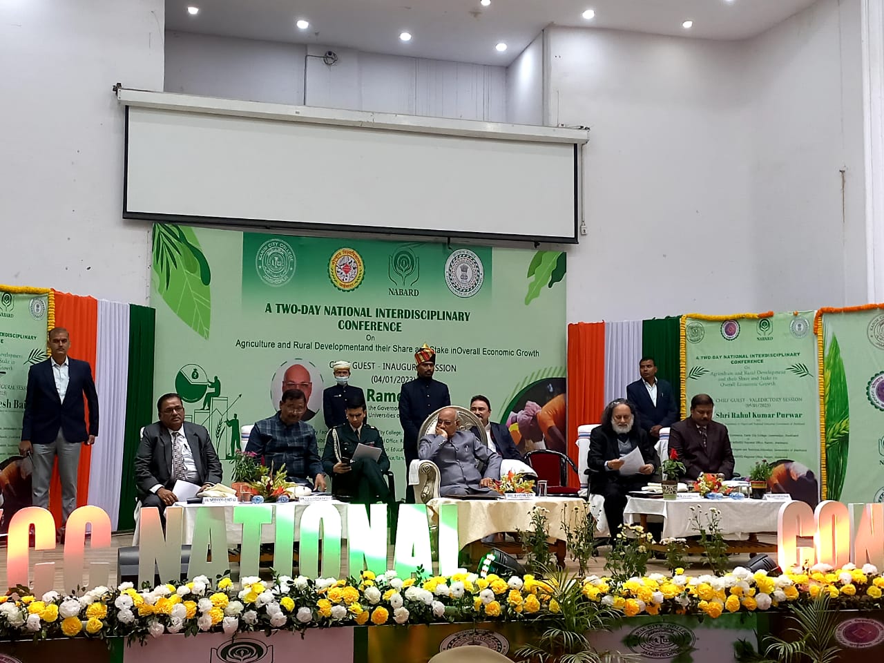 जमशेदपुर पहुंचे राज्यपाल रमेश बैस, कृषि और ग्रामीण अर्थव्यवस्था पर कार्यशाला में लिया हिस्सा 