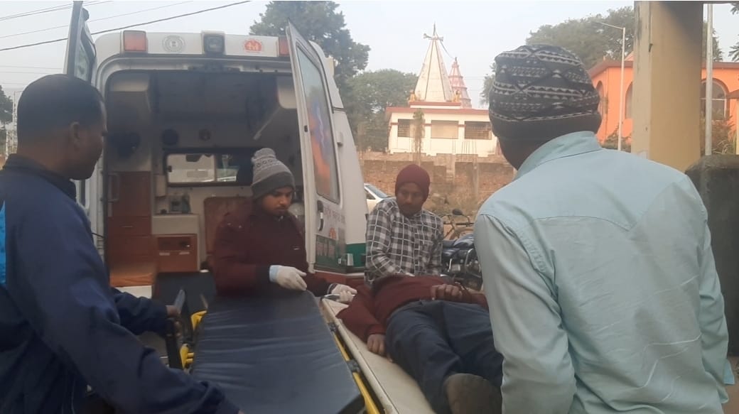 गिरिडीह: तेज रफ्तार का कहर, ऑटो और बाइक में जोरदार टक्कर, आधा दर्जन लोग घायल