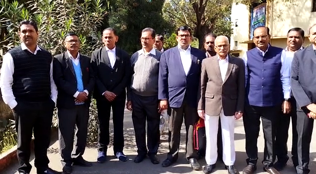 दो दिनों के हड़ताल पर गए जमशेदपुर के सभी अधिवक्ता, जानिए वजह