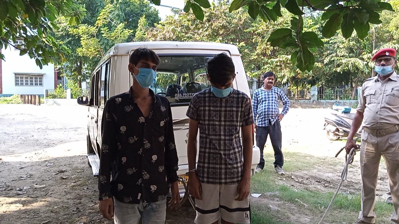 100 पुडिया ब्राउन शुगर के साथ दो गिरफ्तार