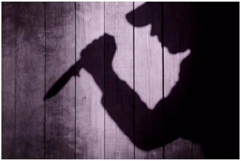 मुर्गा काटने वाले चॉपर से पत्नी की काट कर की हत्या, पुलिस कर रही मामले की जांच 