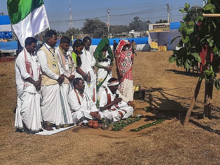 चाईबासा में उपरुम-जुमुर पर्व का शुभारंभ, आदिवासी समाज में उत्साह