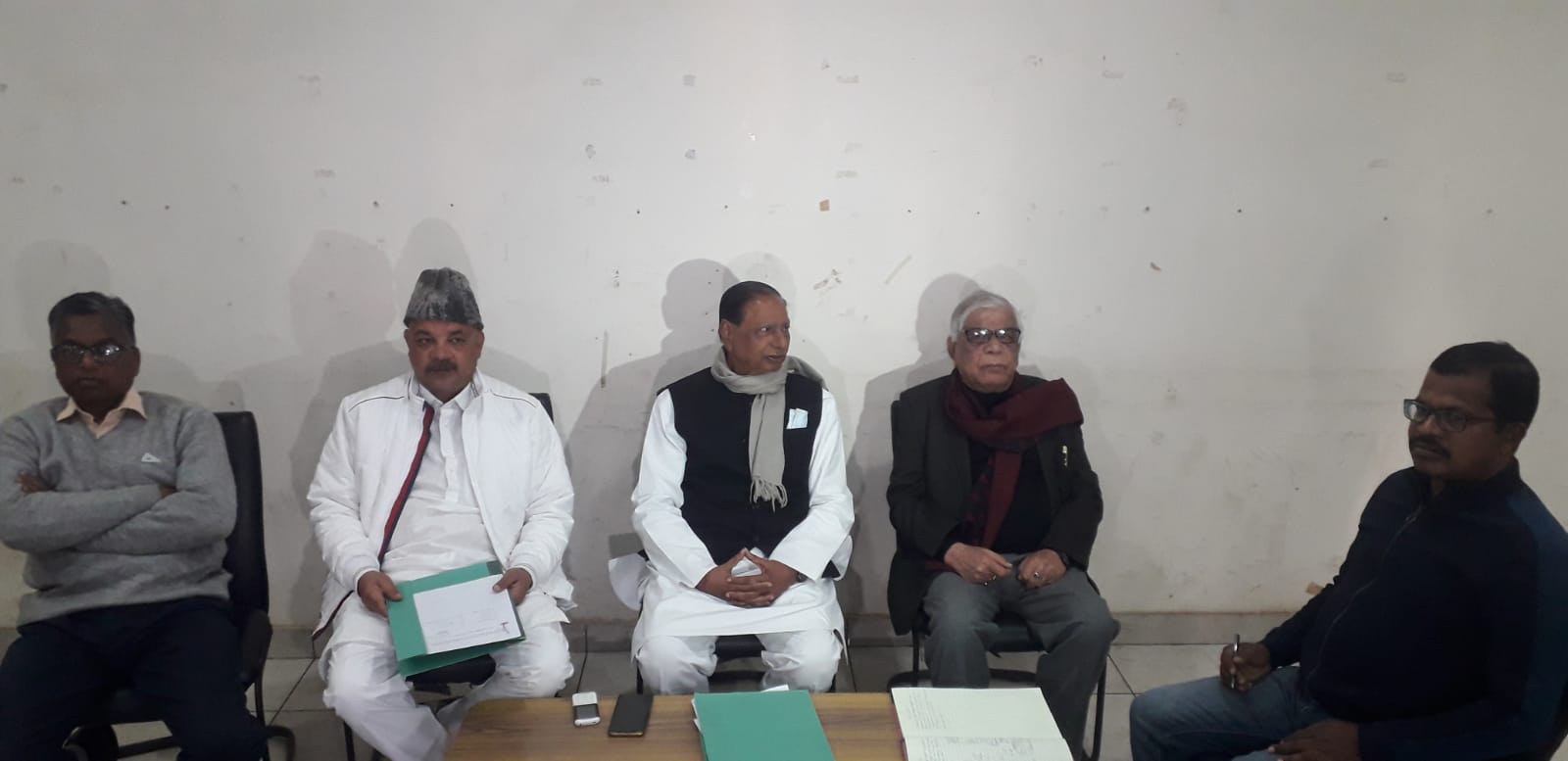 कांग्रेस पार्टी में बगावत करने वालों पर होगी कार्रवाई, छह नेताओं को निष्कासित करने की की गई अनुशंसा