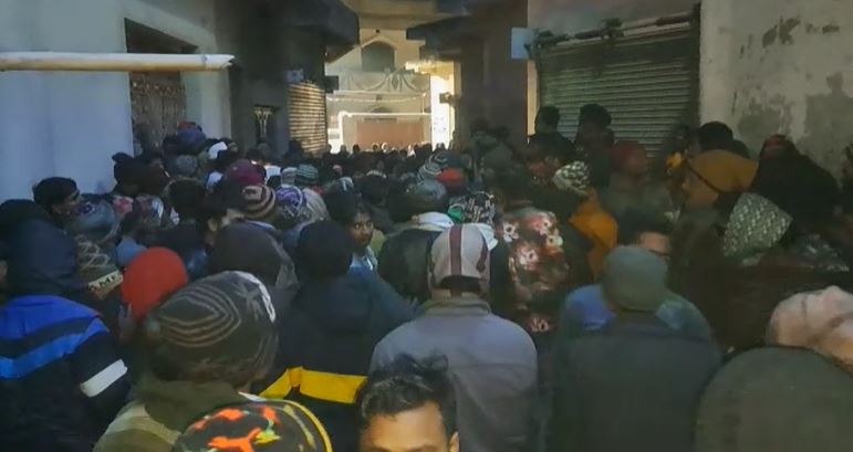 जमुई में बीच सड़क अपराधियों ने युवक को गोलियों से भूना, जांच में जुटी पुलिस 