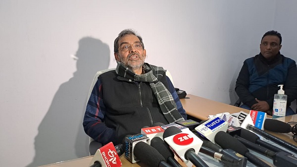 बिहार : तेजस्वी के चेतावनी के बावजूद राजद विधायक CM नीतीश पर हमलावर, उपेंद्र कुशवाहा ने भाजपा पर की टिप्पणी